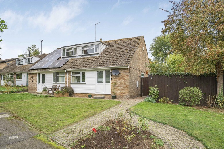 Click the photo for more details of Spring Lane, Flore, NN7