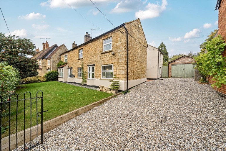 Images for High Street, Greens Norton, NN12