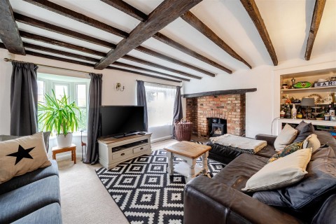 Click the photo for more details of High Street, Greens Norton, NN12