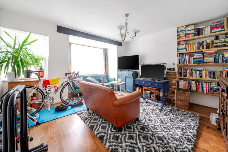 Images for High Street, Greens Norton, NN12