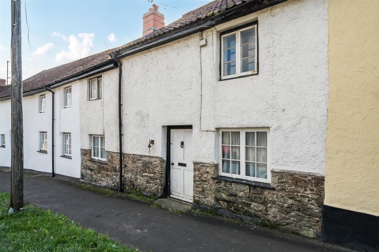 Click the photo for more details of Church Hill, Fremington, Barnstaple
