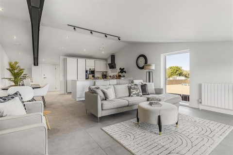 Click the photo for more details of Stable Yard, Lode Fen, Lode