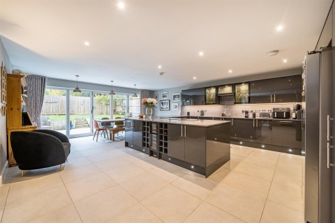 Click the photo for more details of Brackley Road, Silverstone, NN12