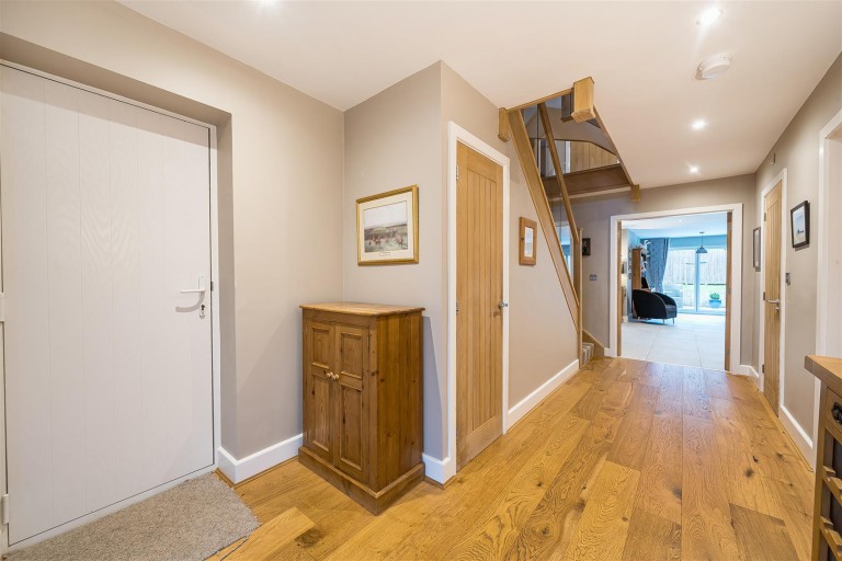 Images for Brackley Road, Silverstone, NN12