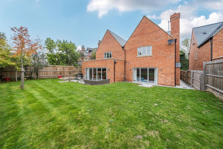 Images for Brackley Road, Silverstone, NN12