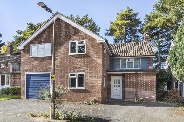 Click the photo for more details of Farmadine, Saffron Walden