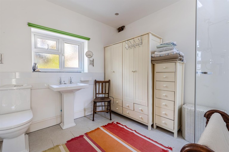 Images for Higher Broad Park, Dartmouth