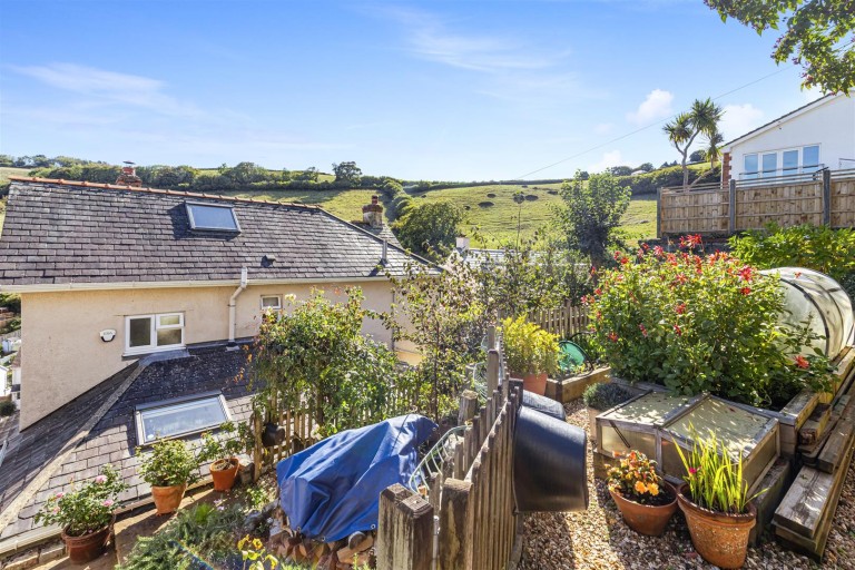 Images for Higher Broad Park, Dartmouth