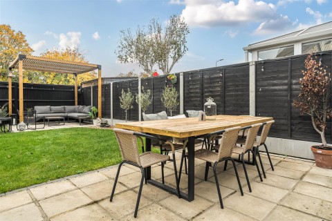 Click the photo for more details of Peregrine Way, Grove, Wantage