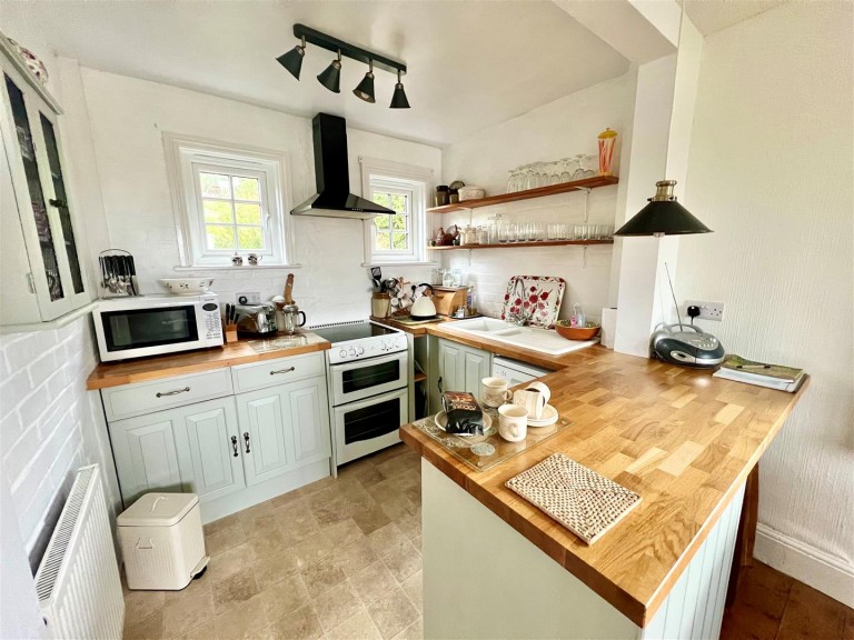 Images for Shorwell, Isle of Wight