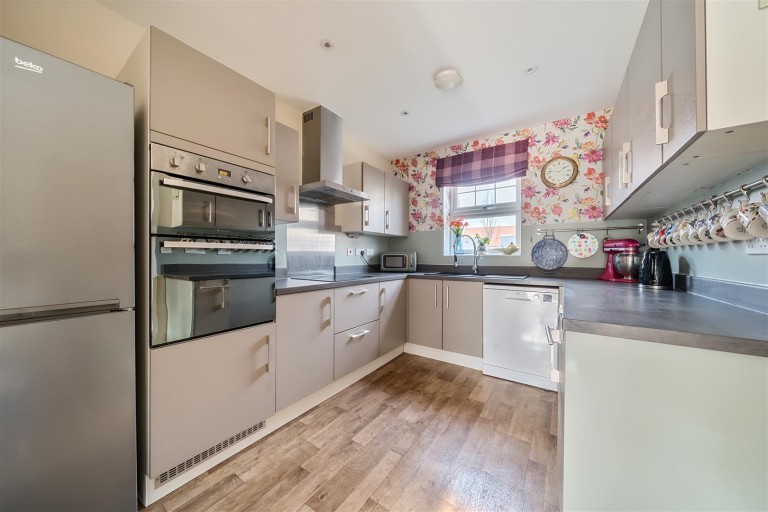 Images for Lillebonne Way, Wellington