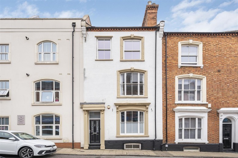 Click the photo for more details of Hazelwood Road, Northampton, NN1