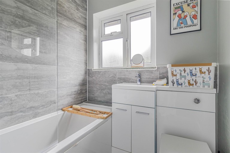 Images for Freshfields, Newmarket