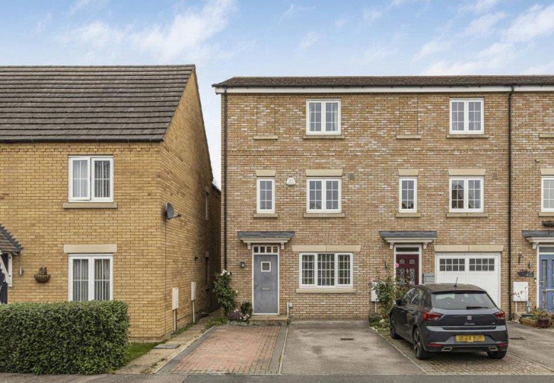 Click the photo for more details of Redshank Close, Soham