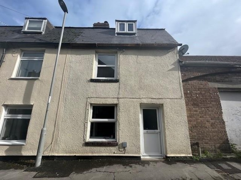 Click the photo for more details of Icen Way, Dorchester