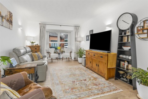 Click the photo for more details of Chamberlaine Court,, Banbury