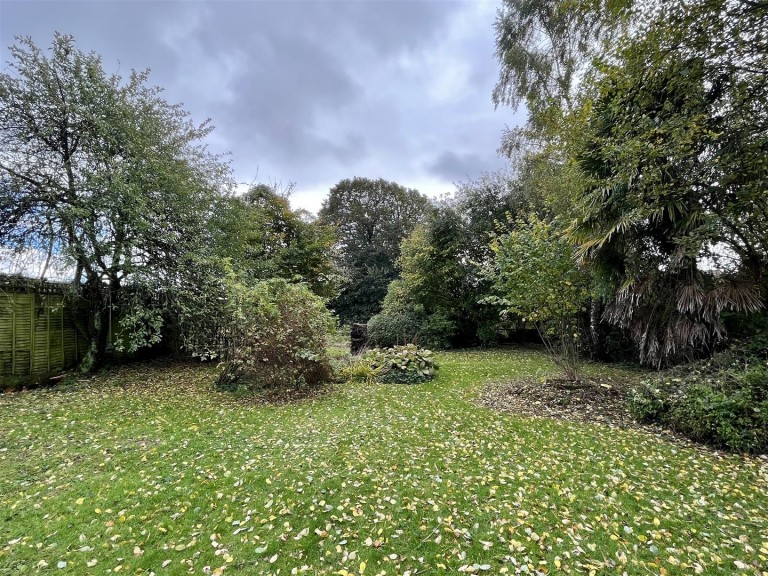 Images for Hedge End, Blandford Forum