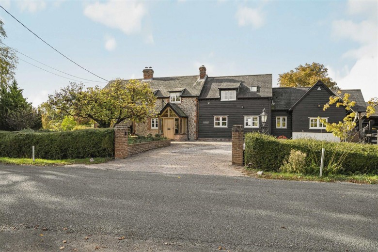 Click the photo for more details of Mill Green