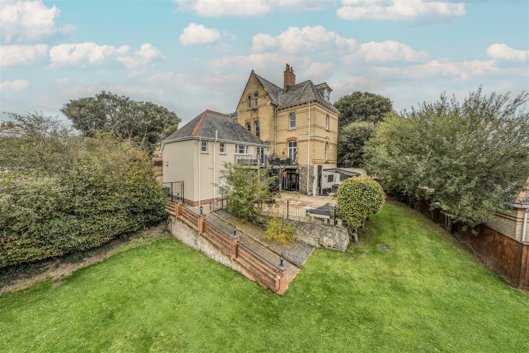 Images for Bellaire, Barnstaple