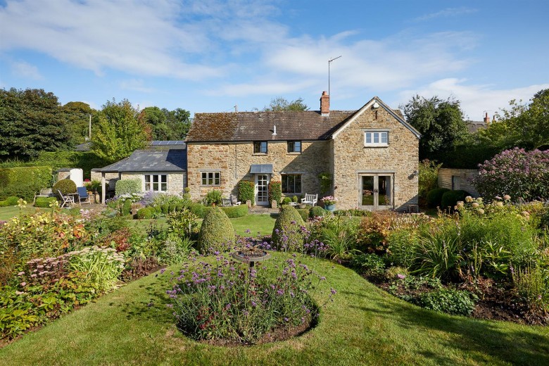 Click the photo for more details of Sandford St. Martin, Oxfordshire