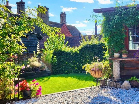 Click the photo for more details of Hill Road, Watlington