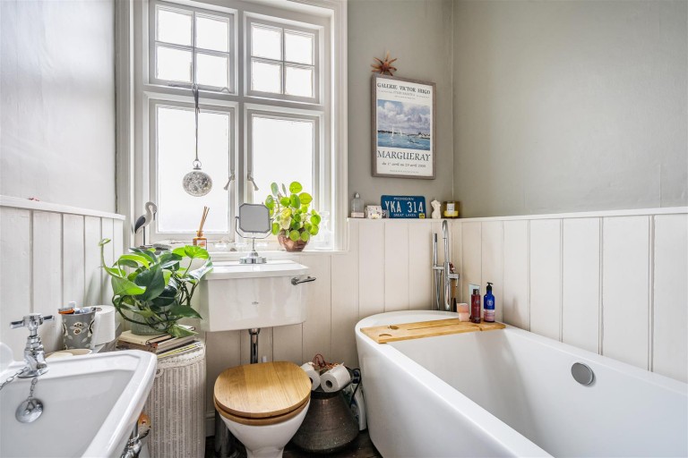 Images for Furnham Road, Chard