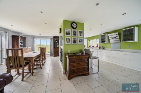 Click the photo for more details of Fordview Close, Great Glen, Leicestershire