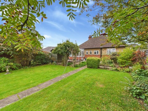 Click the photo for more details of Logan Crescent, Market Harborough