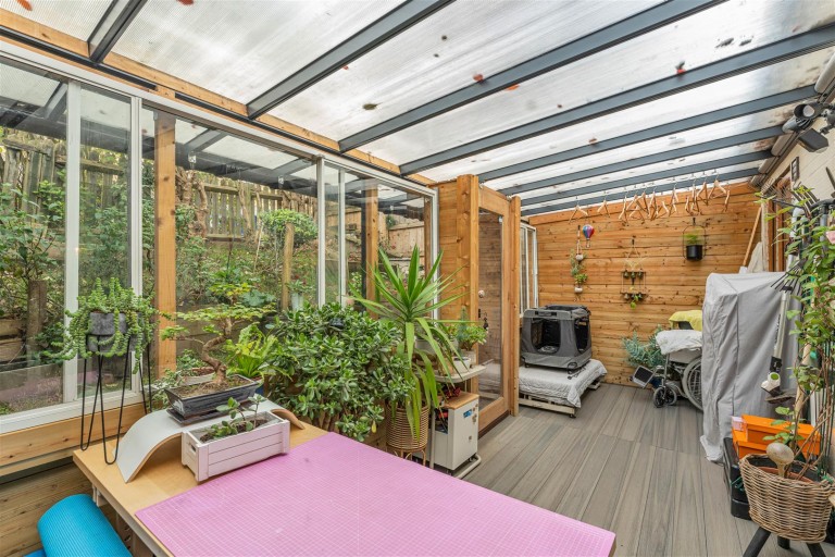 Images for The Camellias, Banbury