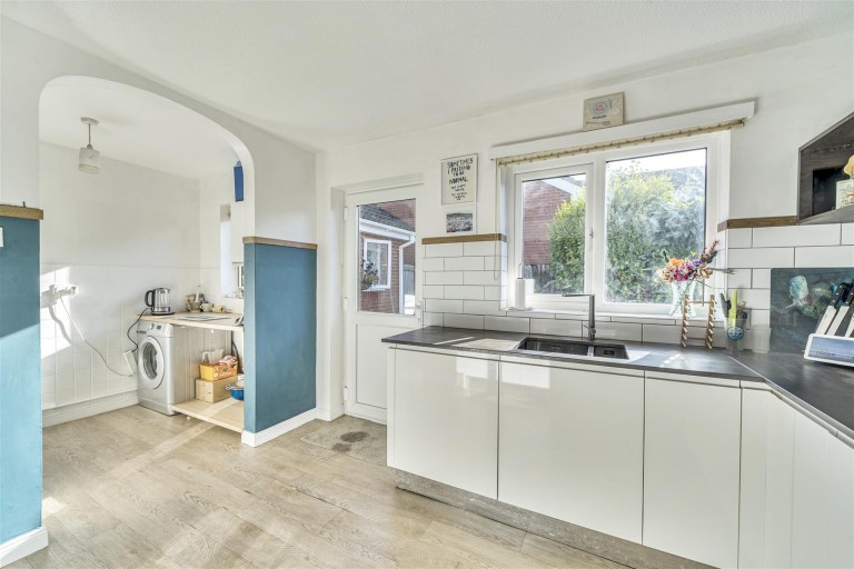 Images for Pinaster Close, Honiton