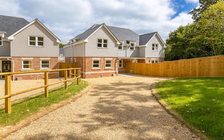 Click the photo for more details of Ryde, Isle of Wight