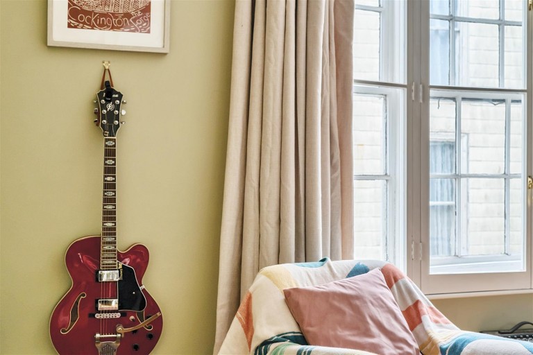 Images for 88 High Street, Totnes