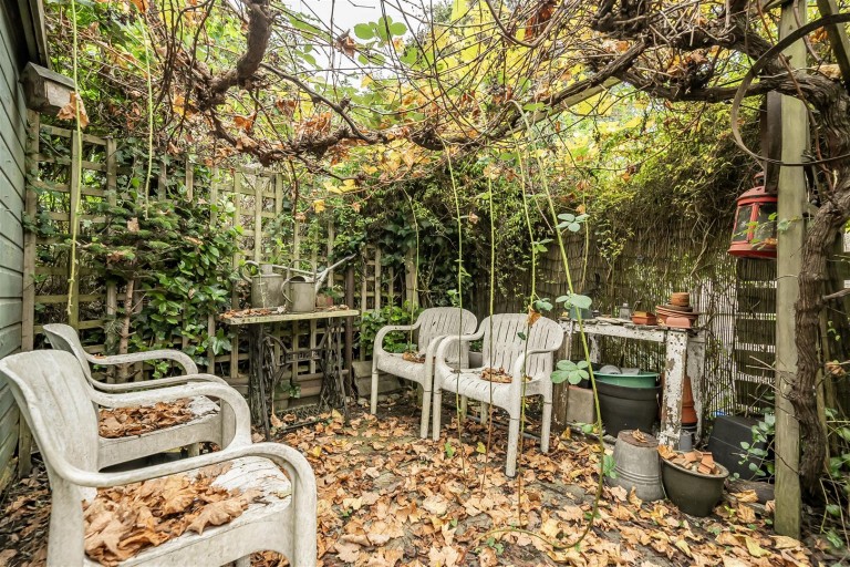 Images for Castle Hill, Axminster