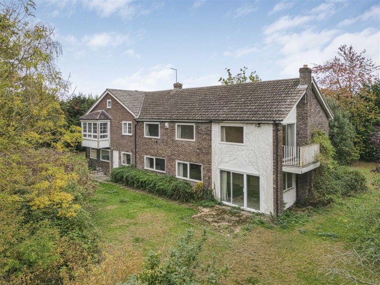 Click the photo for more details of Cantelupe Road, Haslingfield, Cambridge