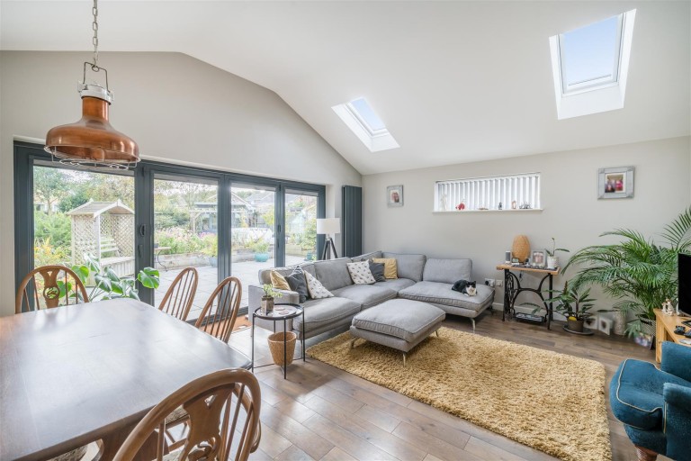 Images for Chestnut Road, Bridport