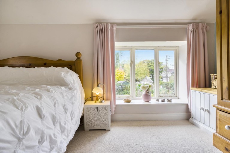 Images for Hampton Court, Whitford