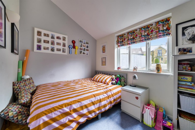 Images for Hampton Court, Whitford