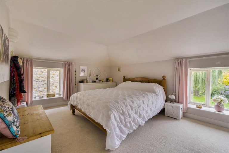 Images for Hampton Court, Whitford