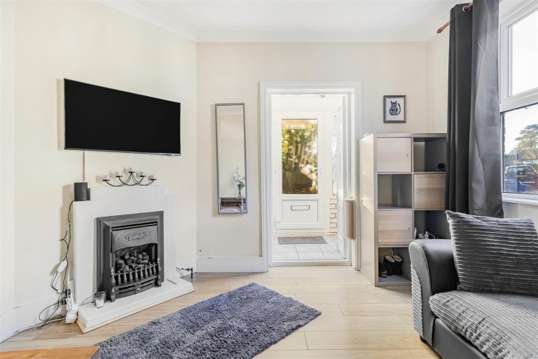 Images for Stanley Road, Newmarket