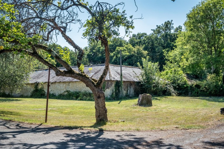 Images for Lot 2 - Amouracre Farm, Wiltshire