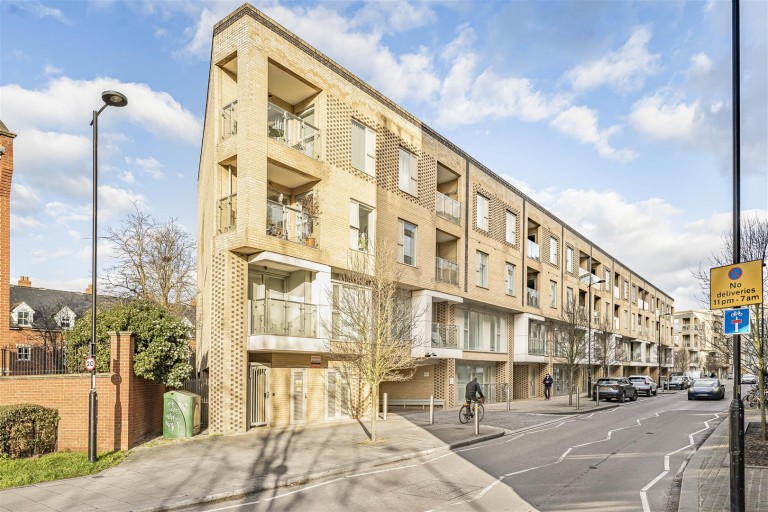View Full Details for Great Northern Road, Cambridge