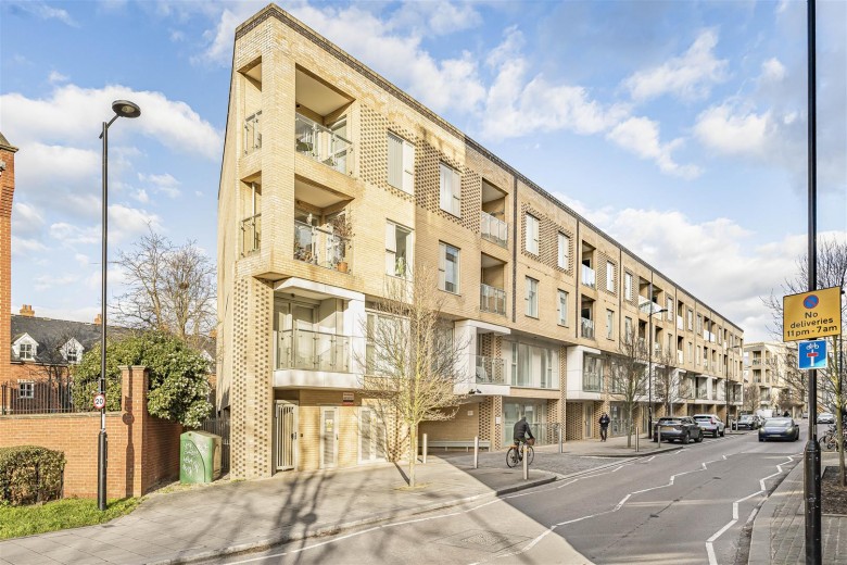 Click the photo for more details of Great Northern Road, Cambridge