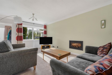 Click the photo for more details of The Paddocks, Bugbrooke, Northampton, NN7