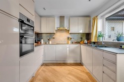 Images for 7 Ferndale Close, Honiton