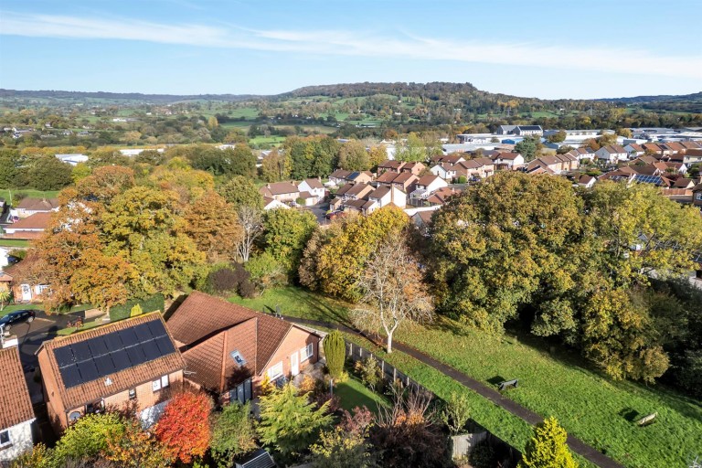 Images for 7 Ferndale Close, Honiton