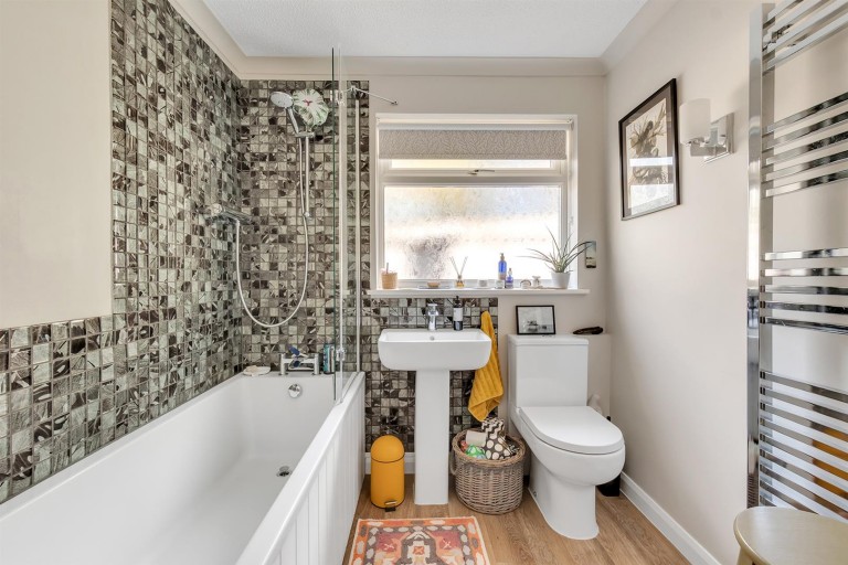 Images for 7 Ferndale Close, Honiton