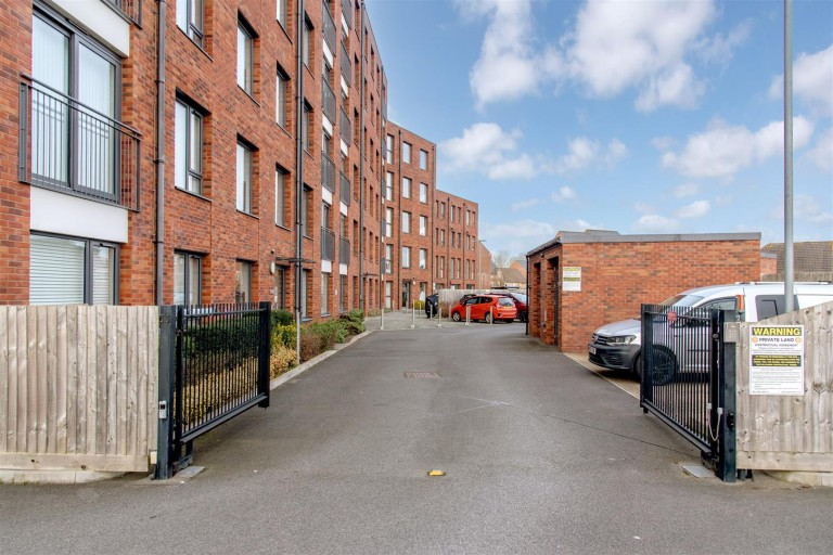 Images for Youngman Place, Taunton