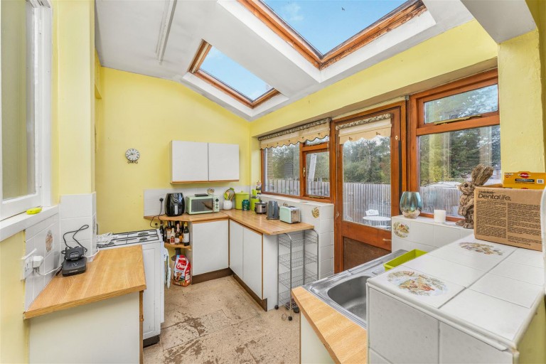 Images for Ruscote Avenue, Banbury