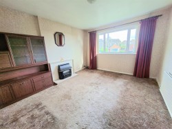 Images for Greenview Drive, Northampton, NN2