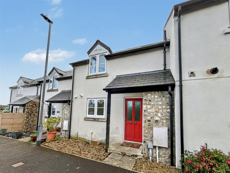 Click the photo for more details of Loup Court, Axminster